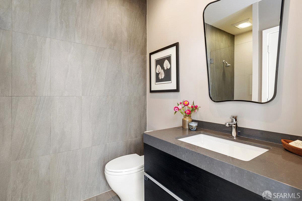 Detail Gallery Image 21 of 34 For 330 Cornwall St, San Francisco,  CA 94118 - 3 Beds | 3 Baths