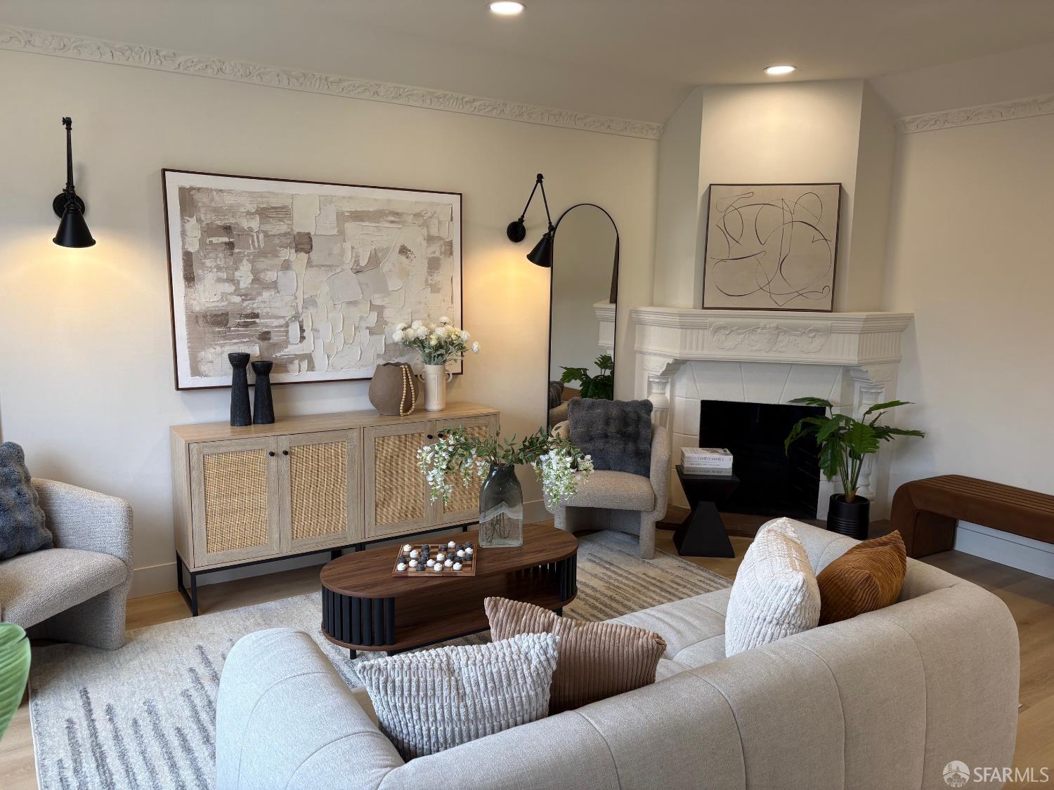 Detail Gallery Image 2 of 10 For 3622 Rivera St, San Francisco,  CA 94116 - 3 Beds | 2 Baths