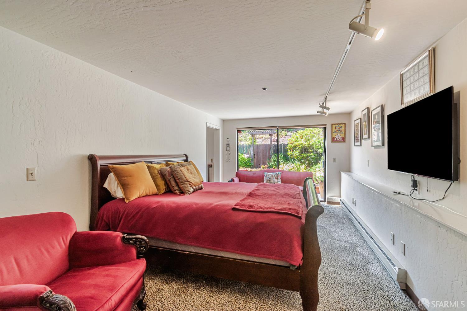Detail Gallery Image 25 of 45 For 366 Harvard St, San Francisco,  CA 94134 - 4 Beds | 2 Baths