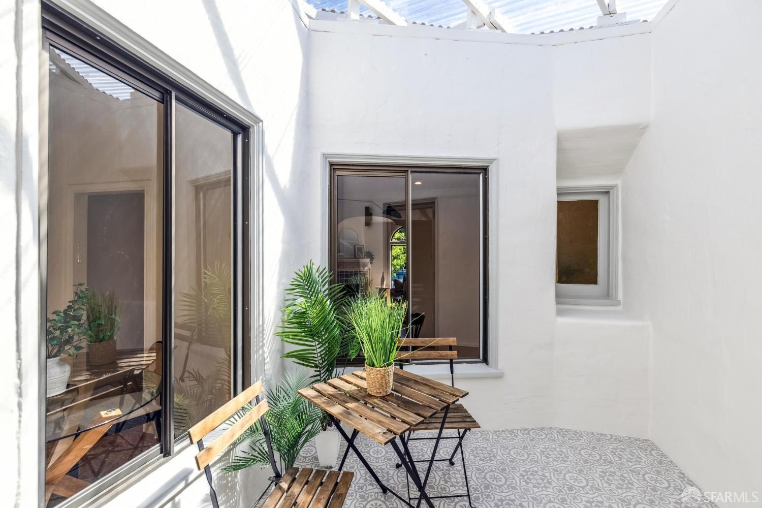 Detail Gallery Image 34 of 70 For 26 Albion St, San Francisco,  CA 94103 - 3 Beds | 2 Baths