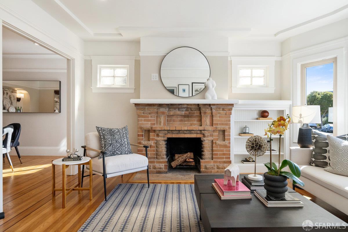 Detail Gallery Image 6 of 71 For 291 Capistrano Ave, San Francisco,  CA 94112 - 2 Beds | 1 Baths