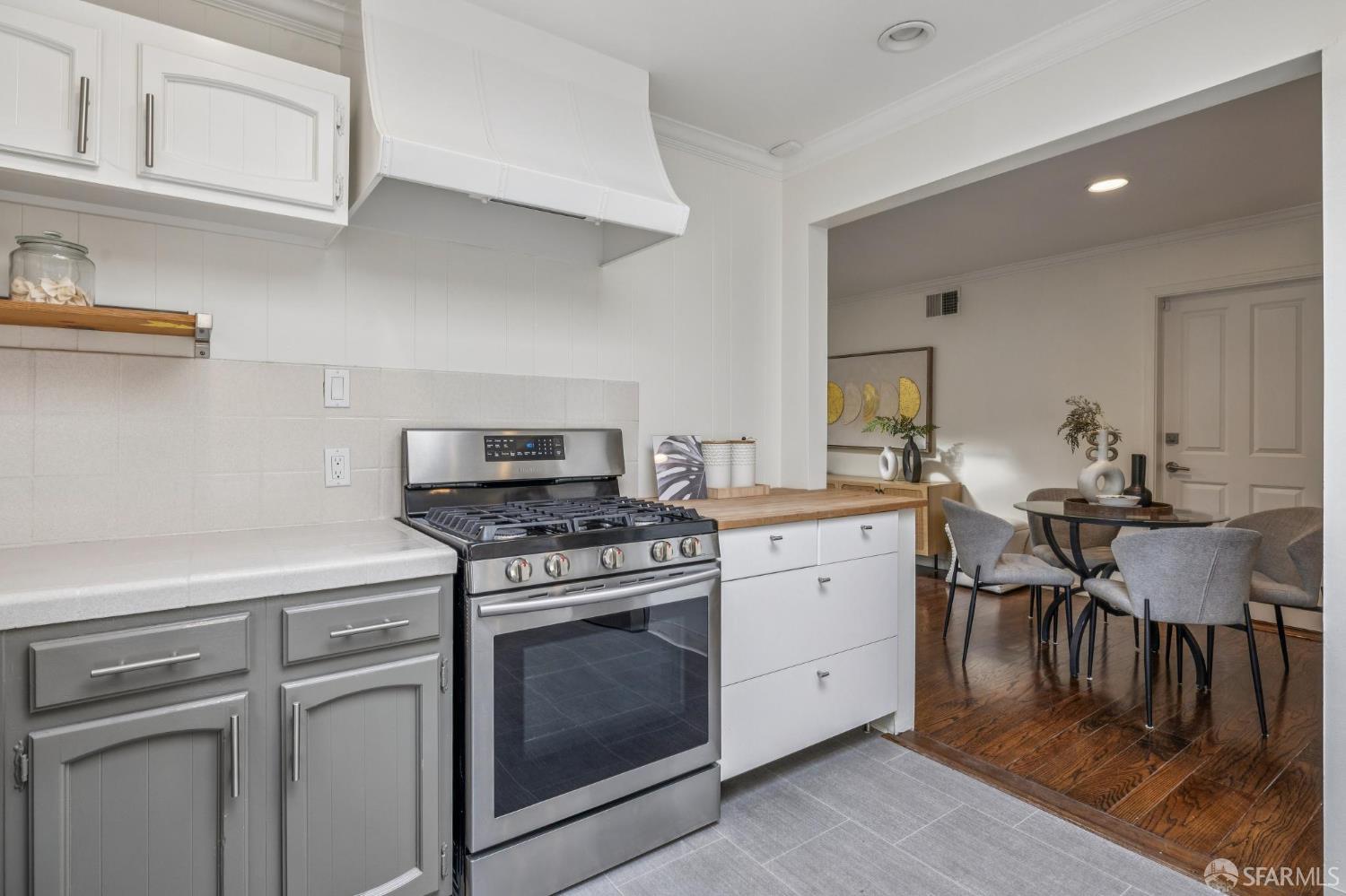 Detail Gallery Image 16 of 53 For 510 8th Ave, Menlo Park,  CA 94025 - 3 Beds | 1 Baths