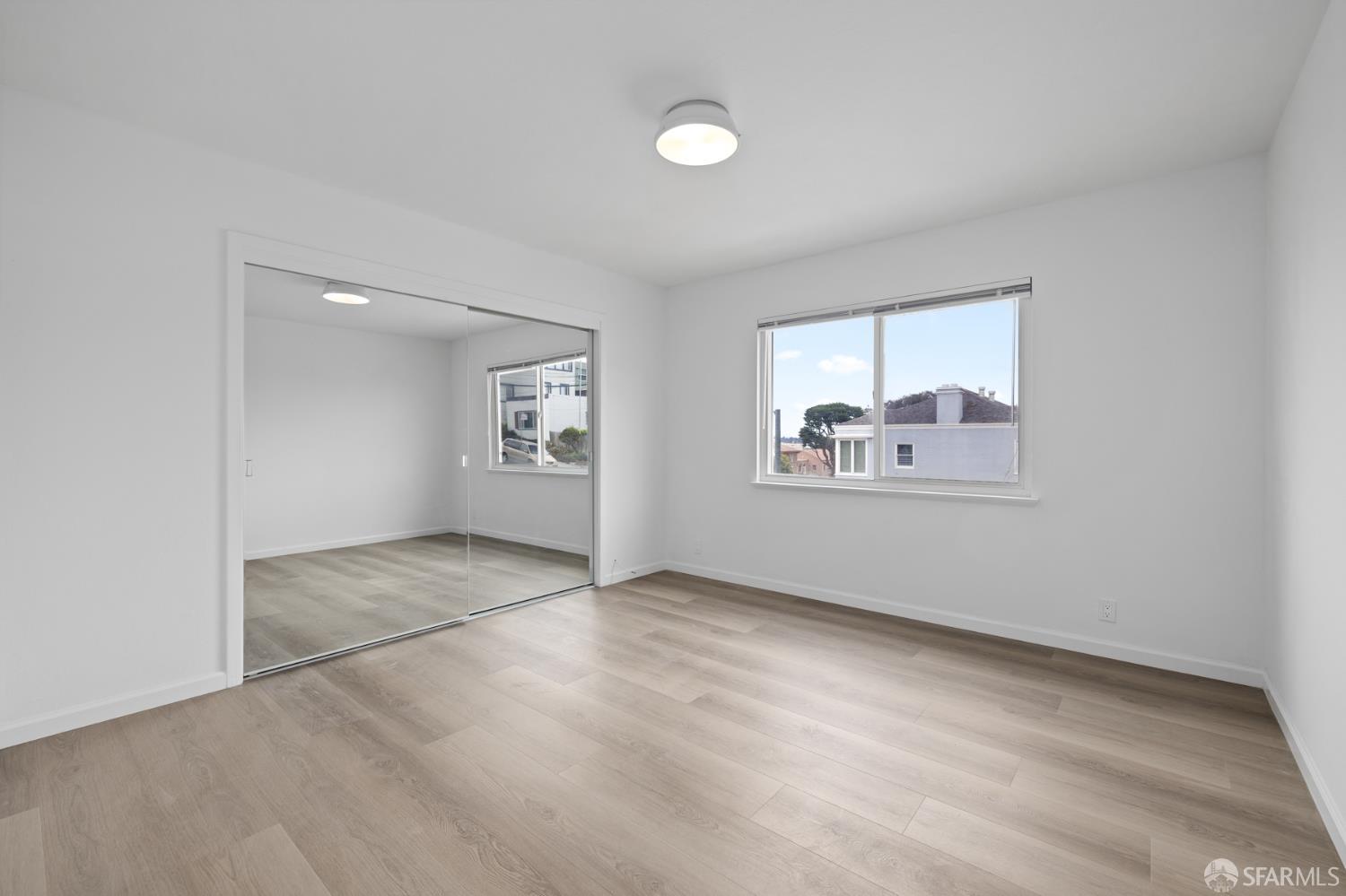 Detail Gallery Image 8 of 10 For 1700 19th Ave #3,  San Francisco,  CA 94122 - 2 Beds | 1 Baths