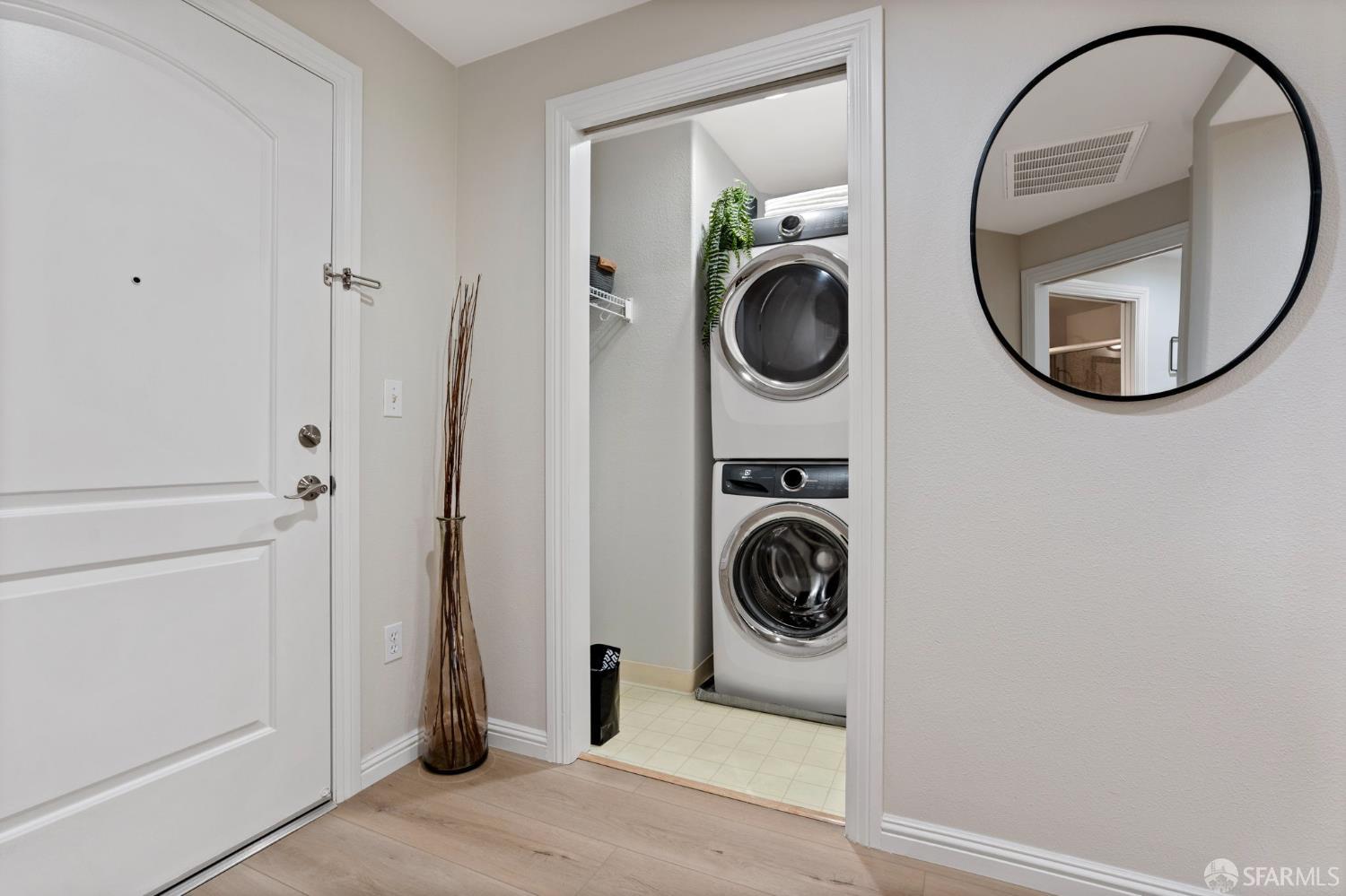 Detail Gallery Image 26 of 41 For 2210 Gellert Blvd #5111,  South San Francisco,  CA 9408 - 3 Beds | 2 Baths