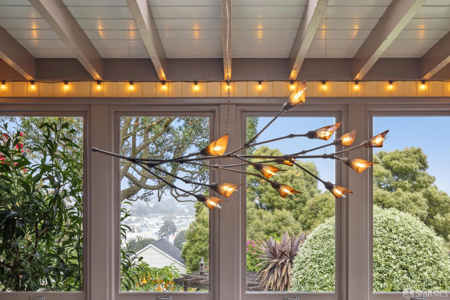 Detail Gallery Image 16 of 81 For 114 Shakespeare St, San Francisco,  CA 94112 - 2 Beds | 2 Baths