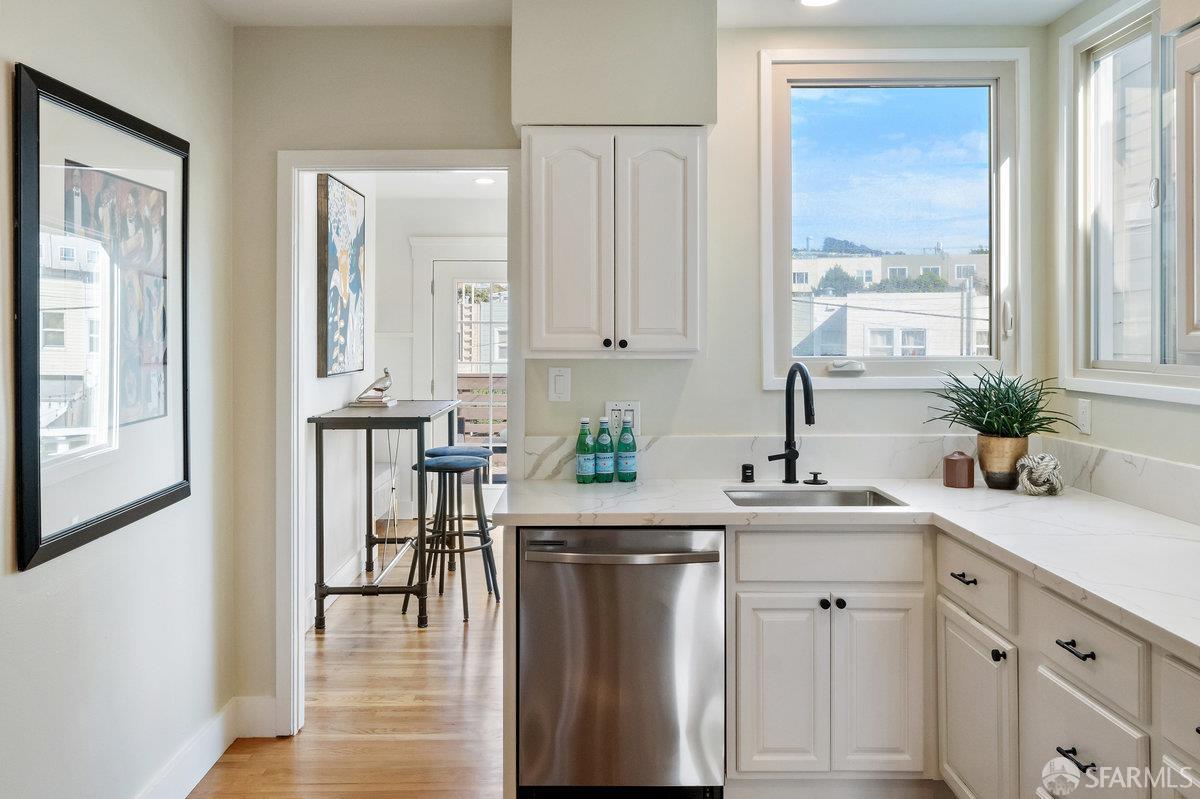 Detail Gallery Image 15 of 71 For 291 Capistrano Ave, San Francisco,  CA 94112 - 2 Beds | 1 Baths