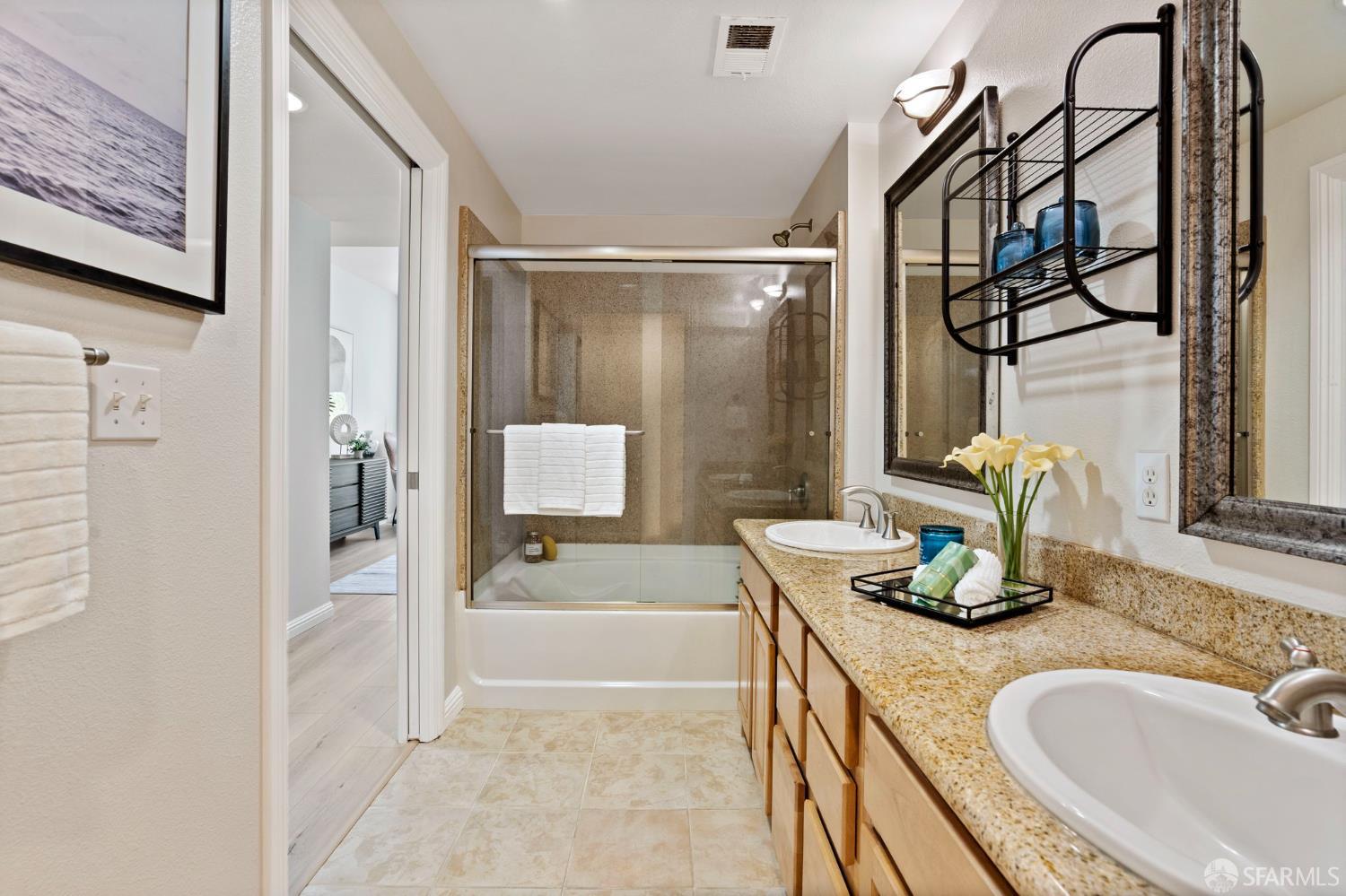 Detail Gallery Image 18 of 41 For 2210 Gellert Blvd #5111,  South San Francisco,  CA 9408 - 3 Beds | 2 Baths