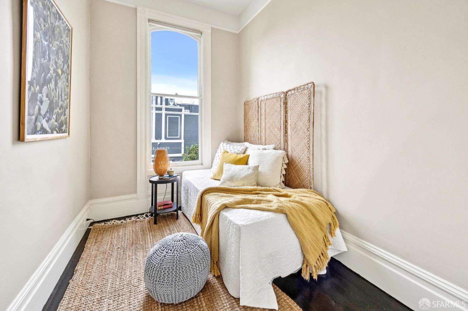 Detail Gallery Image 14 of 22 For 563 Haight St, San Francisco,  CA 94117 - 3 Beds | 1 Baths