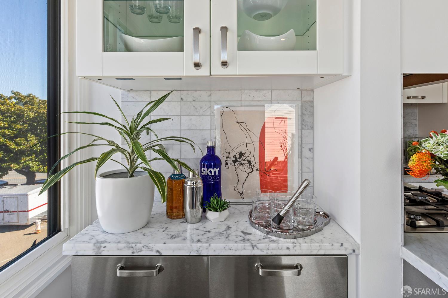 Detail Gallery Image 24 of 47 For 2360 Folsom St a,  San Francisco,  CA 94110 - 2 Beds | 1 Baths
