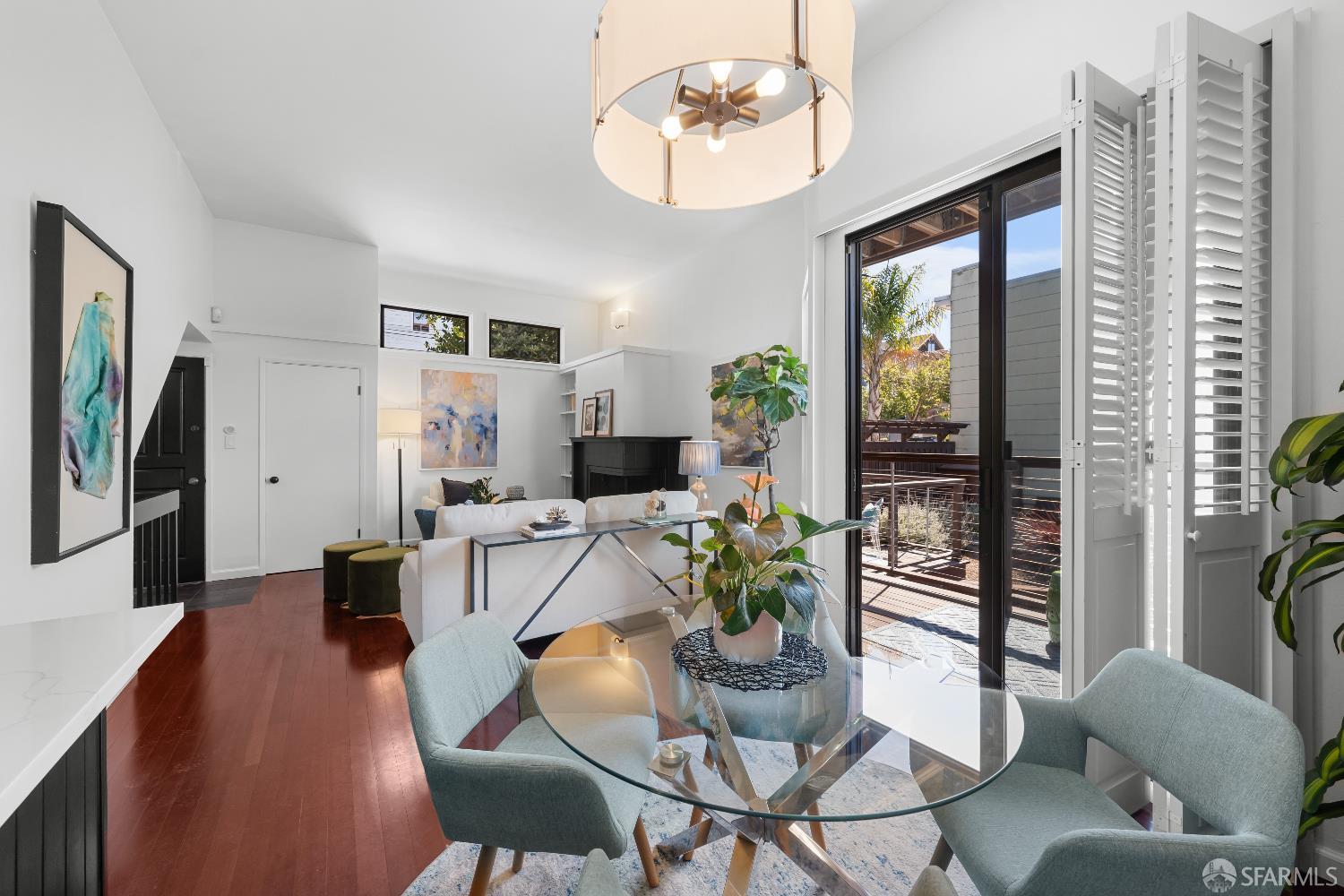 Detail Gallery Image 2 of 41 For 1002 Rhode Island St #1,  San Francisco,  CA 94107 - 2 Beds | 1/1 Baths