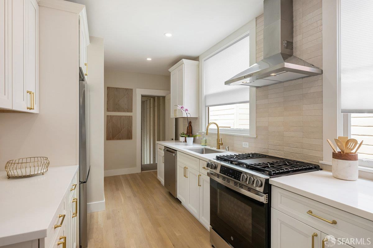 Detail Gallery Image 16 of 49 For 731 46th Ave, San Francisco,  CA 94121 - 3 Beds | 2 Baths