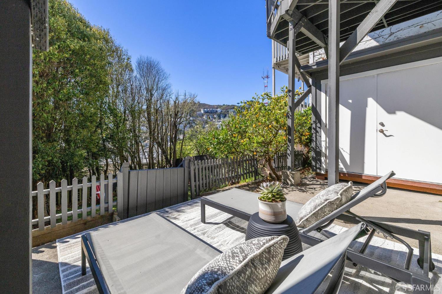Detail Gallery Image 42 of 47 For 27 Saturn St, San Francisco,  CA 94114 - 3 Beds | 2 Baths