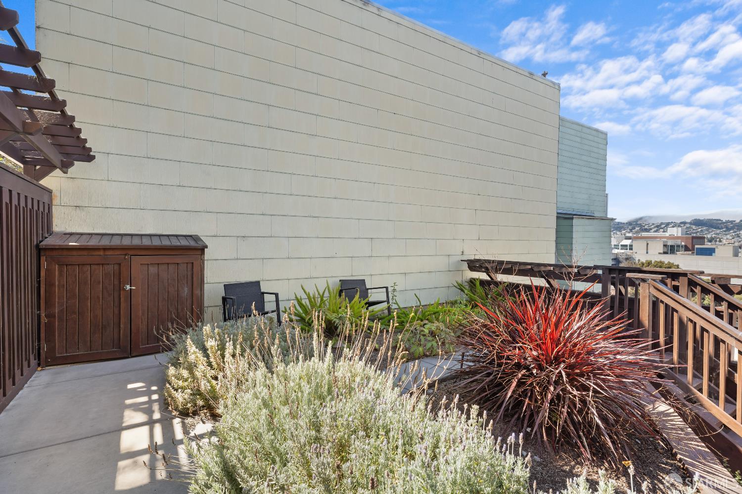 Detail Gallery Image 35 of 41 For 1002 Rhode Island St #1,  San Francisco,  CA 94107 - 2 Beds | 1/1 Baths