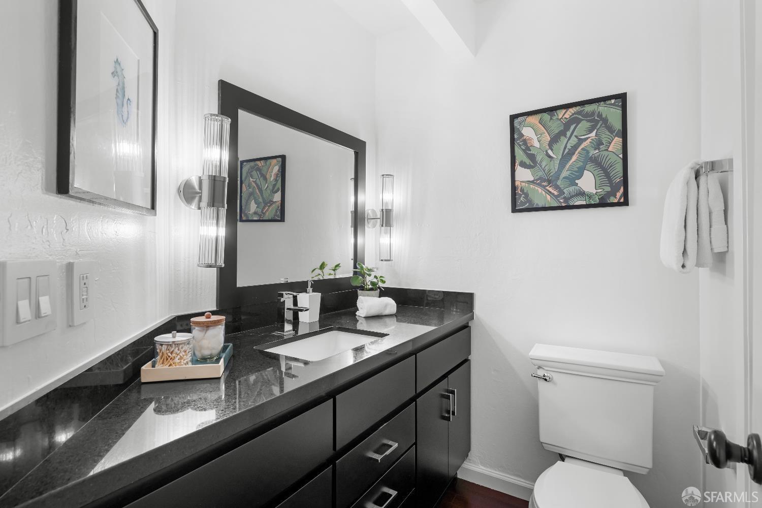 Detail Gallery Image 14 of 41 For 1002 Rhode Island St #1,  San Francisco,  CA 94107 - 2 Beds | 1/1 Baths