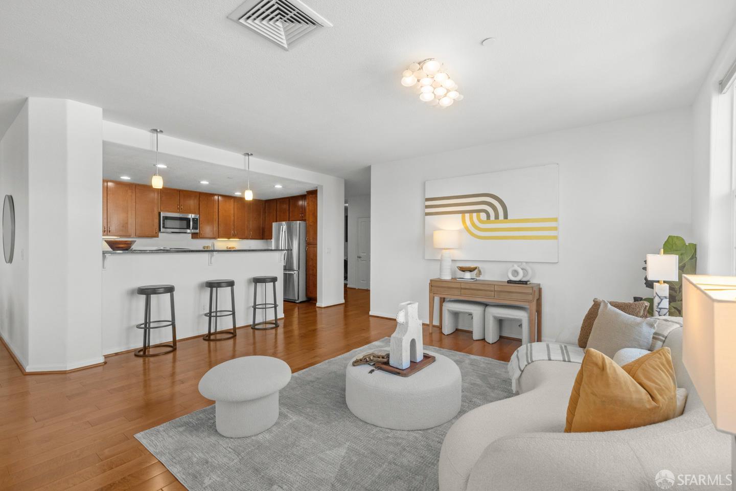 Detail Gallery Image 8 of 38 For 1388 Broadway #309,  Millbrae,  CA 94030 - 3 Beds | 2 Baths