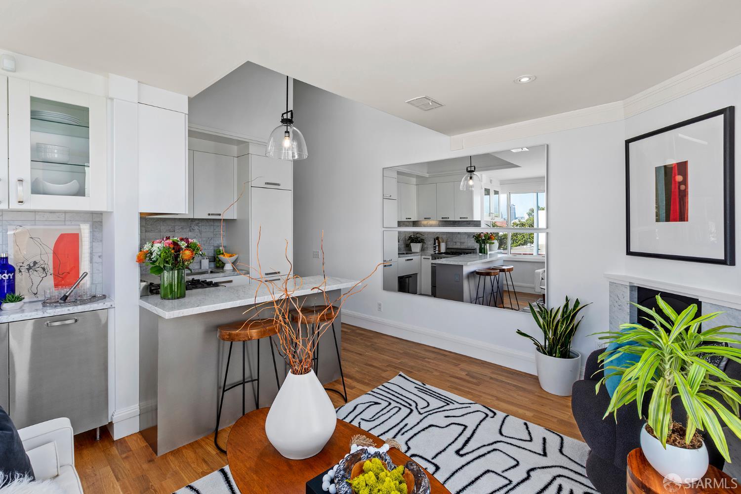 Detail Gallery Image 25 of 47 For 2360 Folsom St a,  San Francisco,  CA 94110 - 2 Beds | 1 Baths