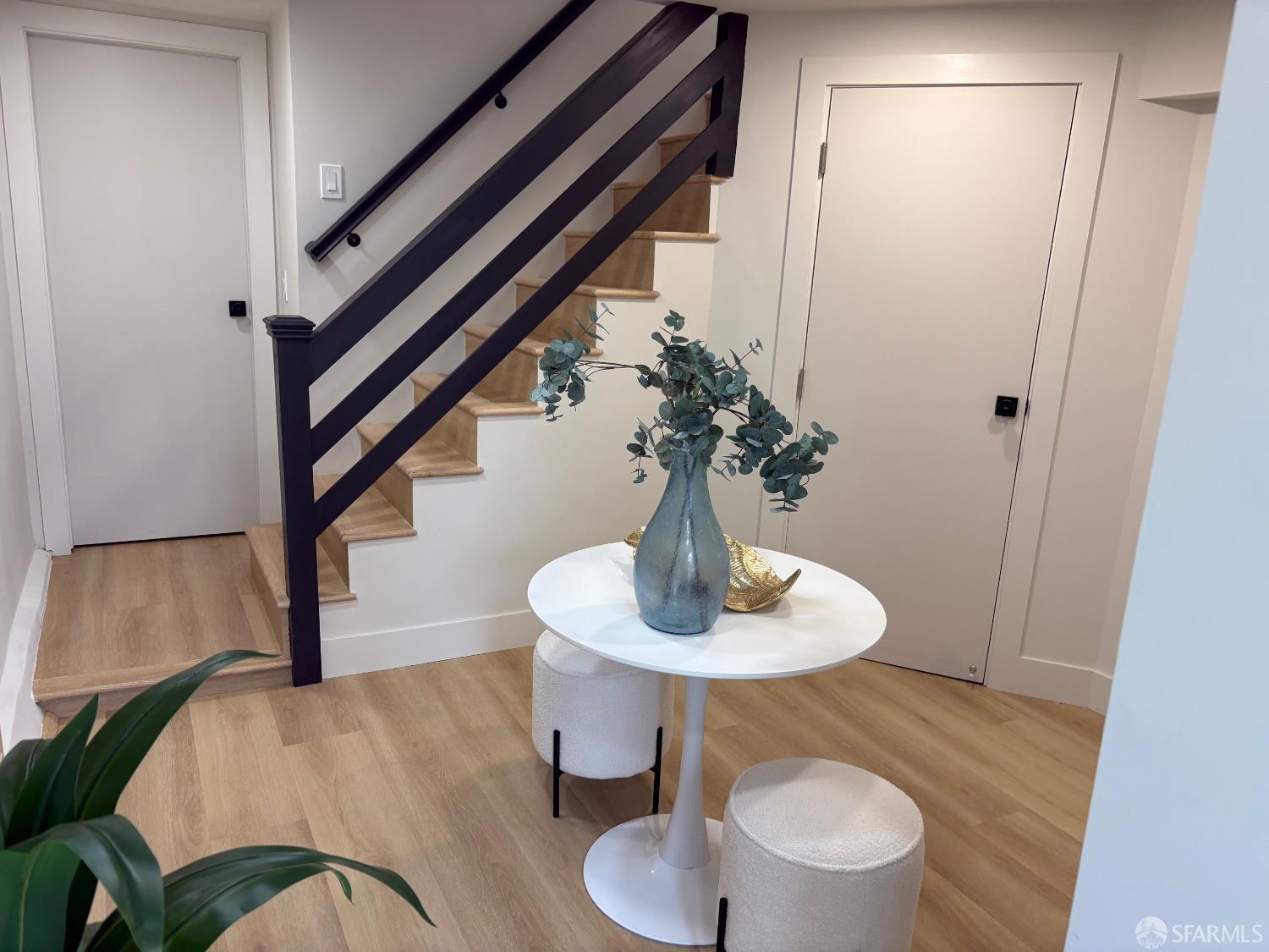 Detail Gallery Image 8 of 10 For 3622 Rivera St, San Francisco,  CA 94116 - 3 Beds | 2 Baths