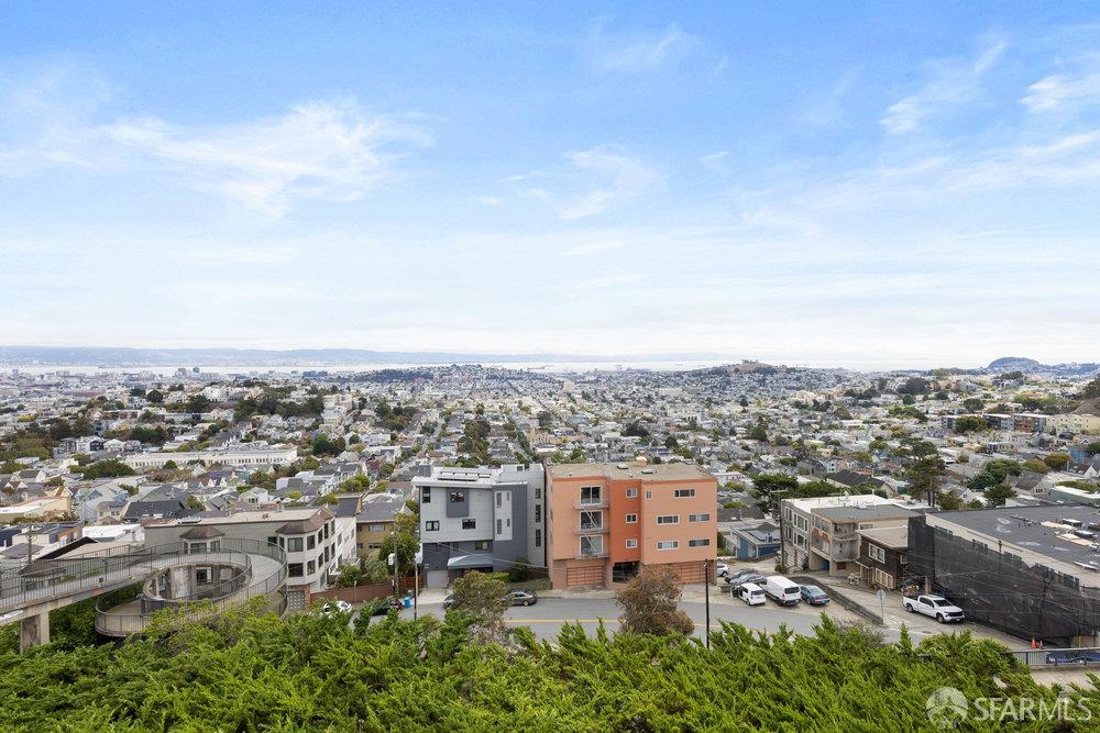 Detail Gallery Image 17 of 21 For 945 Corbett Ave #206,  San Francisco,  CA 94131 - 1 Beds | 1 Baths