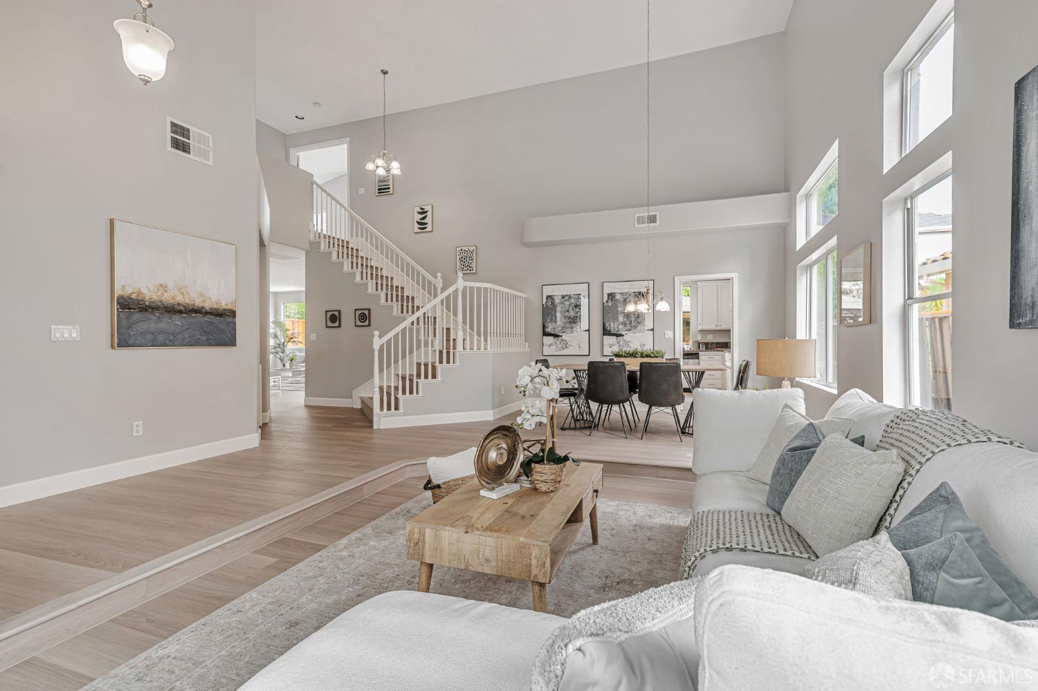 Front Image Thumbnail for SF425075478