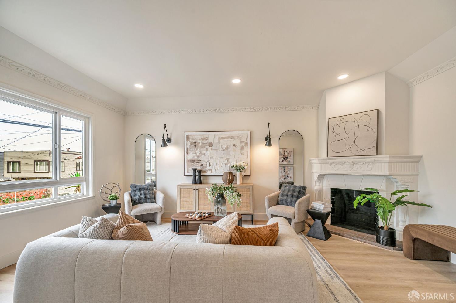 Detail Gallery Image 6 of 41 For 3622 Rivera St, San Francisco,  CA 94116 - 3 Beds | 2 Baths