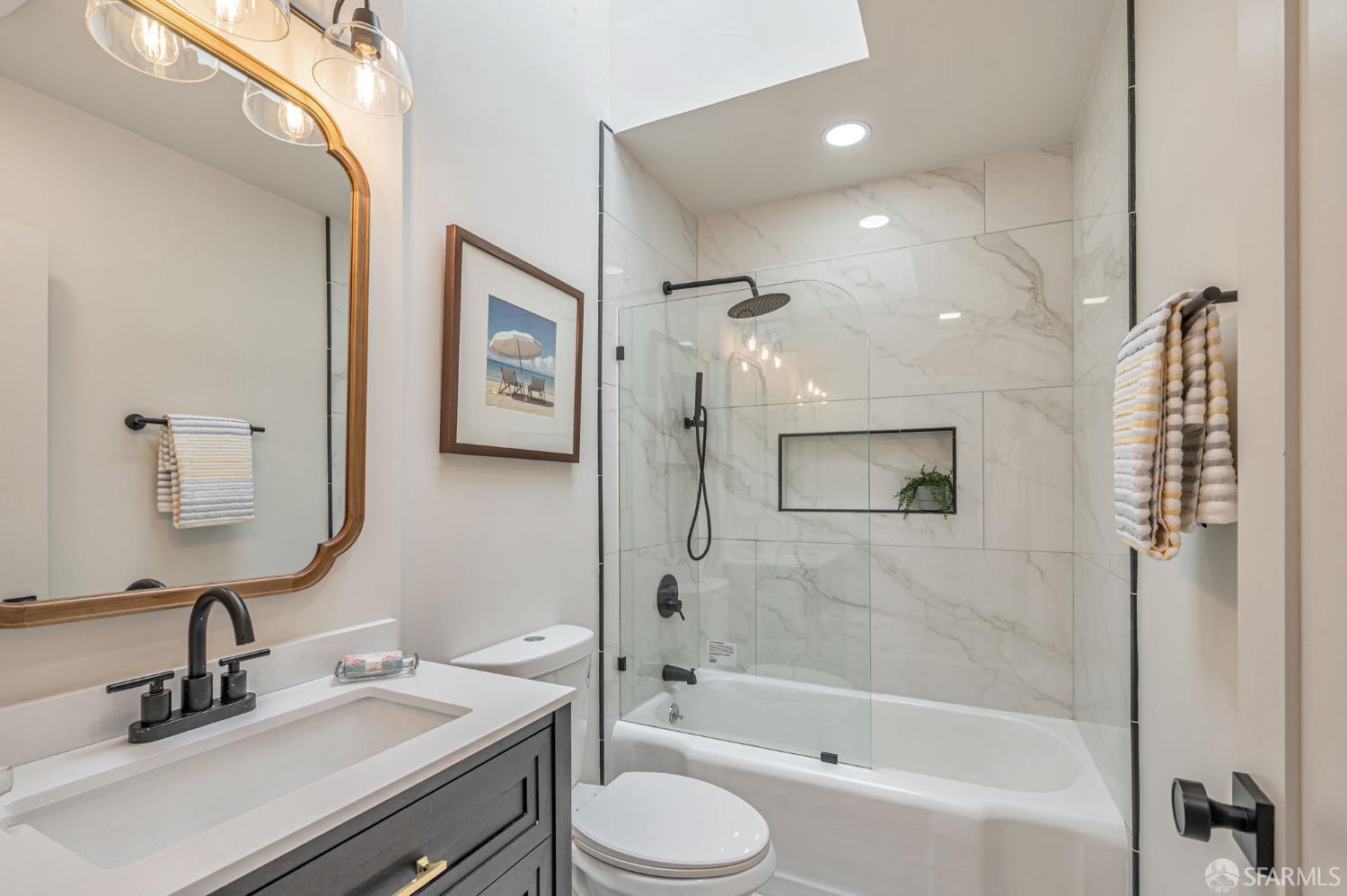 Detail Gallery Image 19 of 41 For 3622 Rivera St, San Francisco,  CA 94116 - 3 Beds | 2 Baths