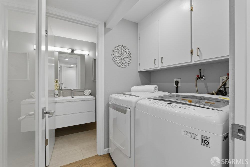 Detail Gallery Image 9 of 38 For 1074 Eagle Ln, Foster City,  CA 94404 - 3 Beds | 2/1 Baths