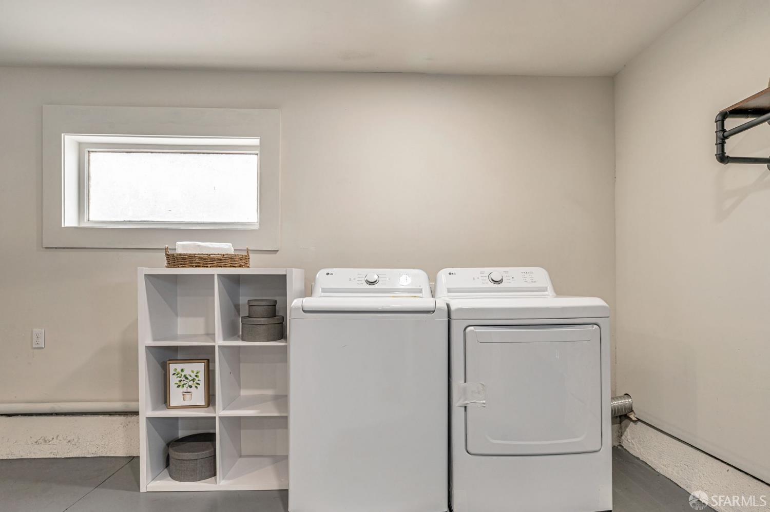 Detail Gallery Image 29 of 41 For 3622 Rivera St, San Francisco,  CA 94116 - 3 Beds | 2 Baths