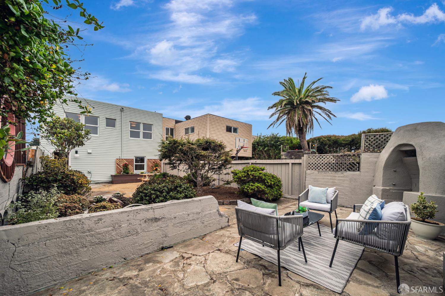 Detail Gallery Image 34 of 41 For 3622 Rivera St, San Francisco,  CA 94116 - 3 Beds | 2 Baths