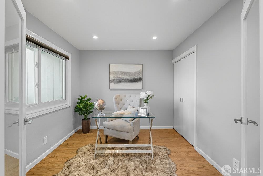 Detail Gallery Image 6 of 38 For 1074 Eagle Ln, Foster City,  CA 94404 - 3 Beds | 2/1 Baths