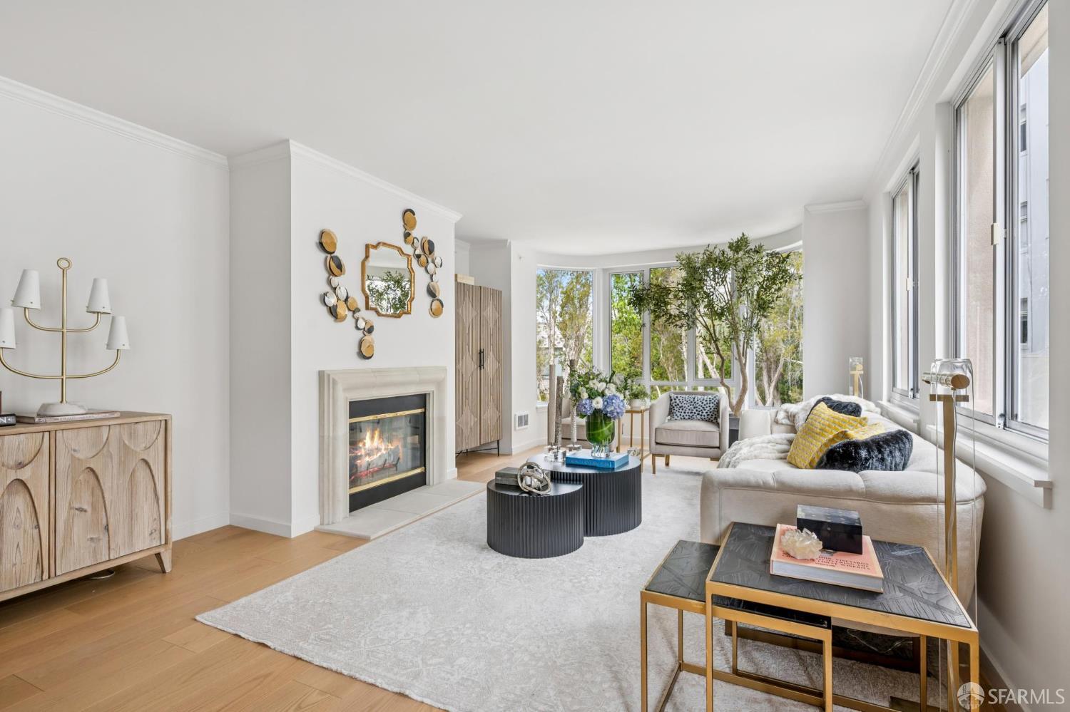 Photo #3: 425072220 Listing 