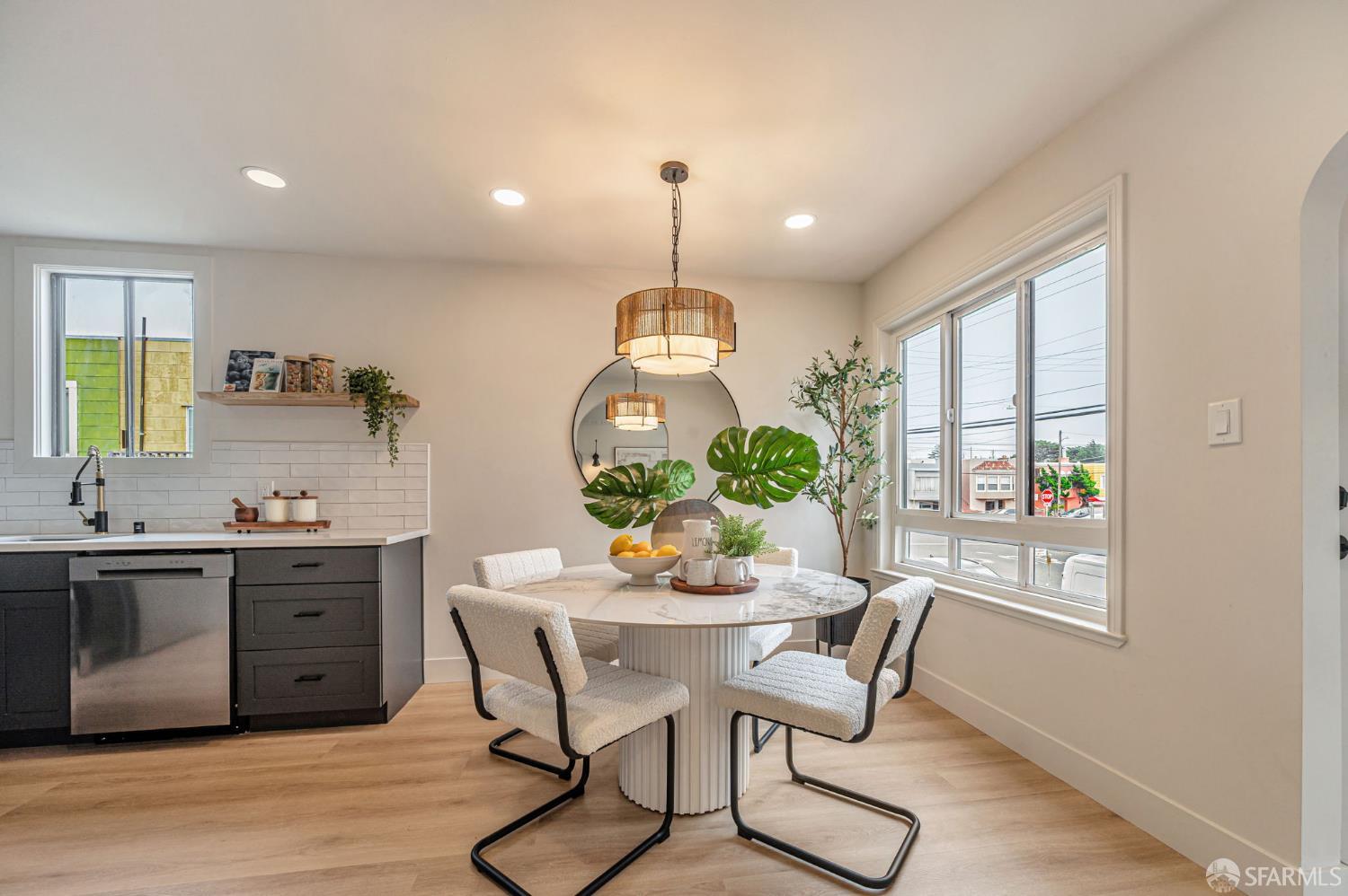 Detail Gallery Image 13 of 41 For 3622 Rivera St, San Francisco,  CA 94116 - 3 Beds | 2 Baths