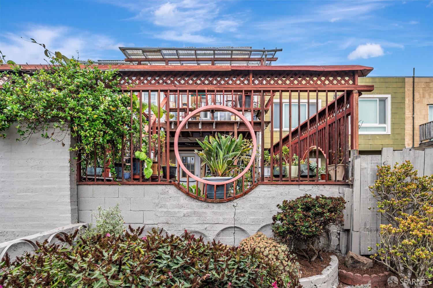 Detail Gallery Image 36 of 41 For 3622 Rivera St, San Francisco,  CA 94116 - 3 Beds | 2 Baths