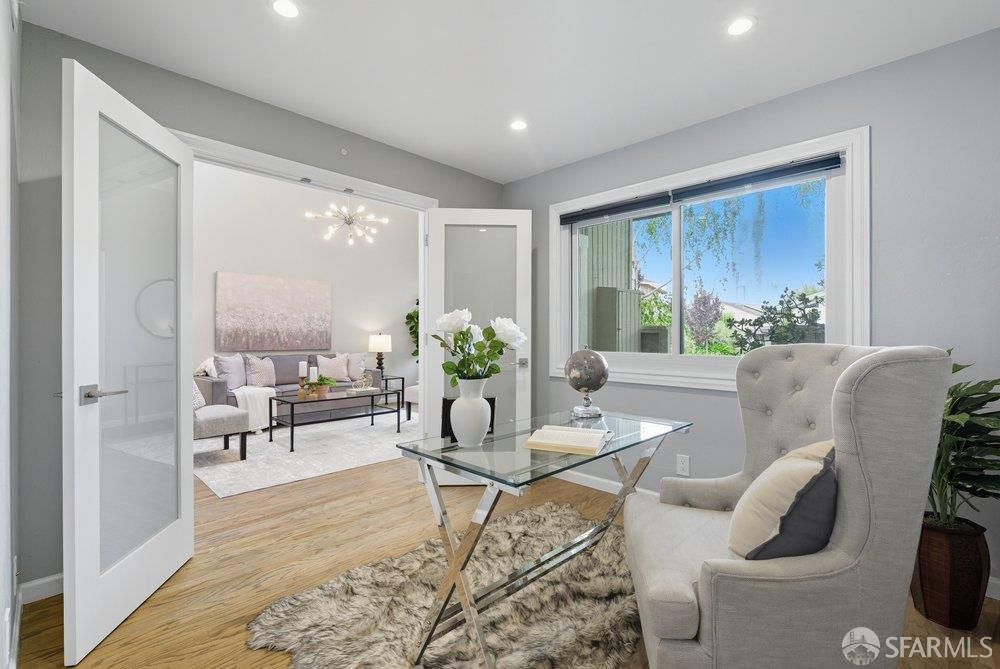 Detail Gallery Image 7 of 38 For 1074 Eagle Ln, Foster City,  CA 94404 - 3 Beds | 2/1 Baths