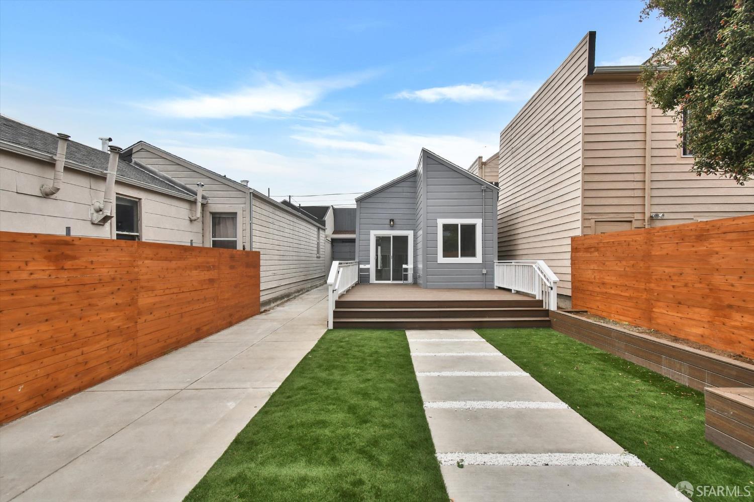 Detail Gallery Image 30 of 47 For 337 Jules Ave, San Francisco,  CA 94112 - 3 Beds | 1 Baths