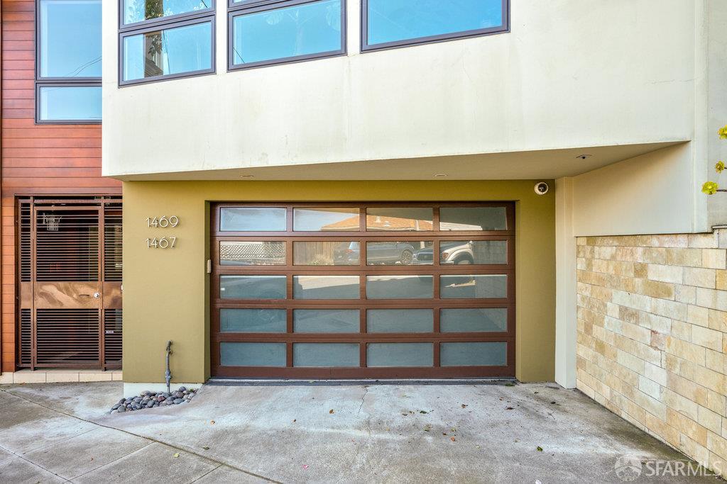 Photo #2: 425073908 Listing 