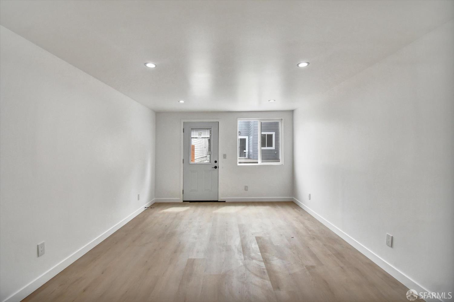 Detail Gallery Image 44 of 47 For 337 Jules Ave, San Francisco,  CA 94112 - 3 Beds | 1 Baths