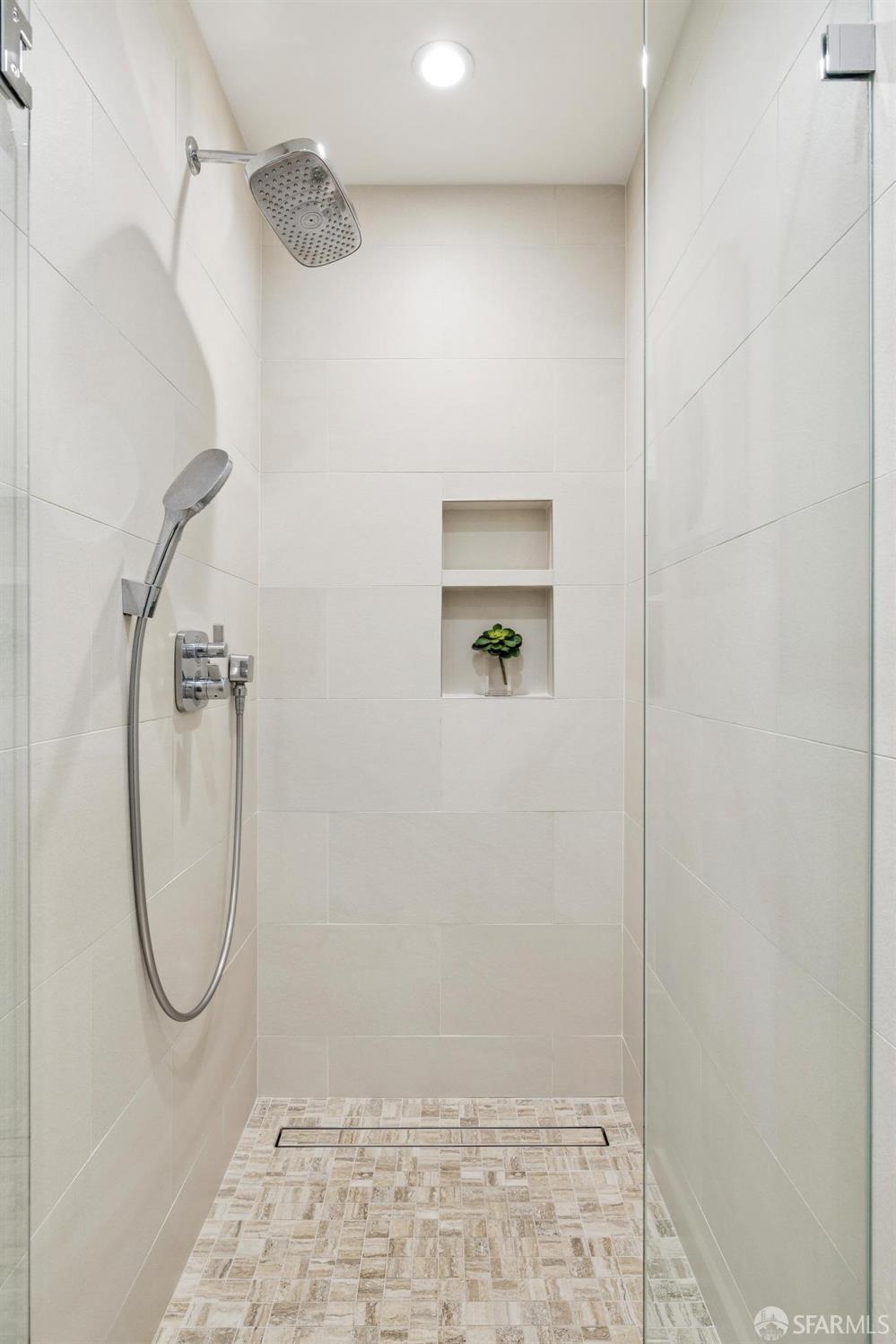 Photo #36: 425070497 Listing: Photo #36