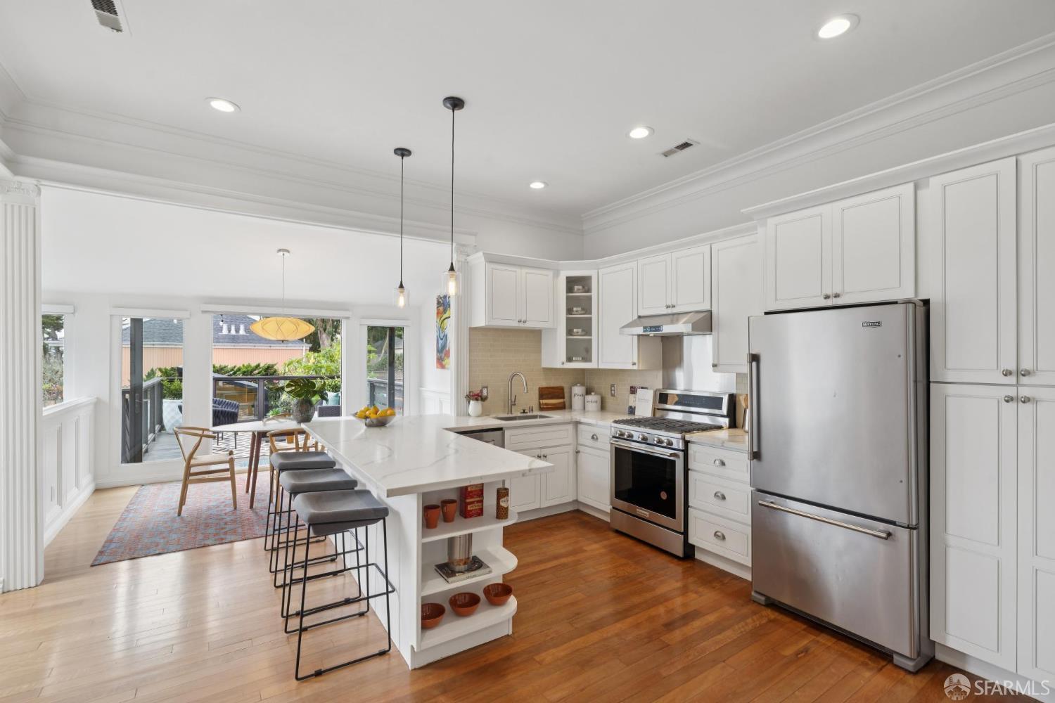 Detail Gallery Image 17 of 61 For 8 Mateo St, San Francisco,  CA 94131 - 3 Beds | 2/1 Baths