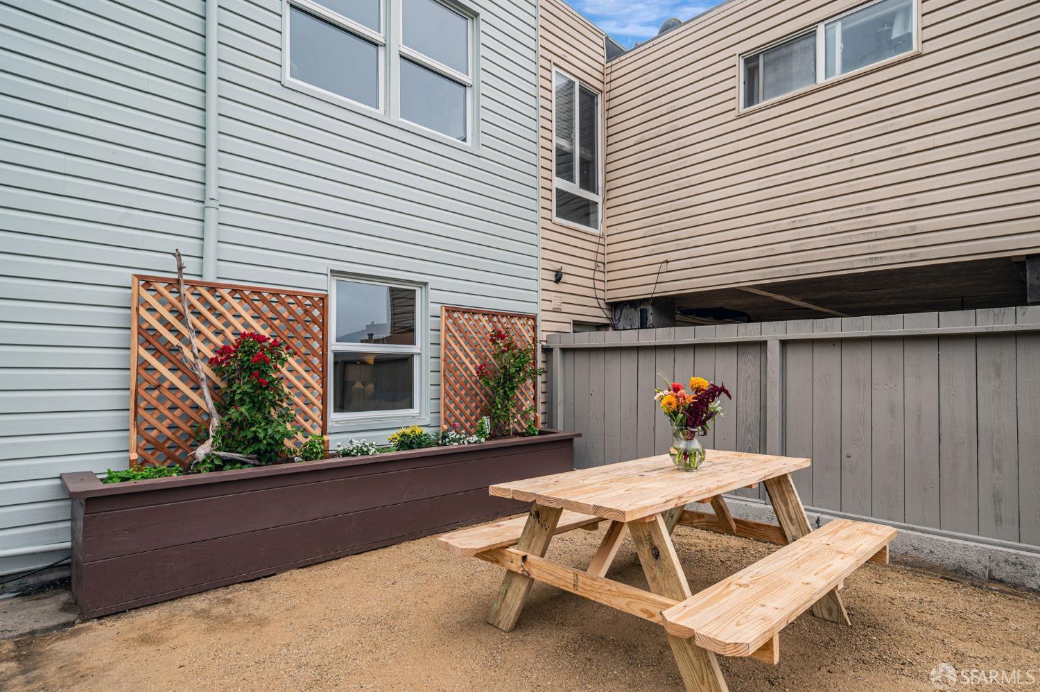 Detail Gallery Image 32 of 41 For 3622 Rivera St, San Francisco,  CA 94116 - 3 Beds | 2 Baths