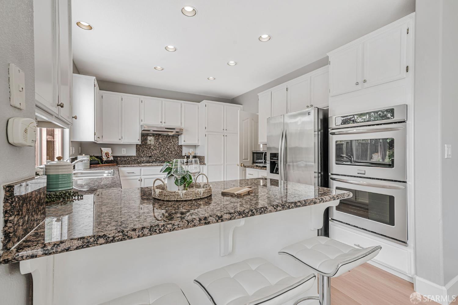 Detail Gallery Image 13 of 56 For 2101 Asilomar Dr, Antioch,  CA 94509 - 5 Beds | 3 Baths