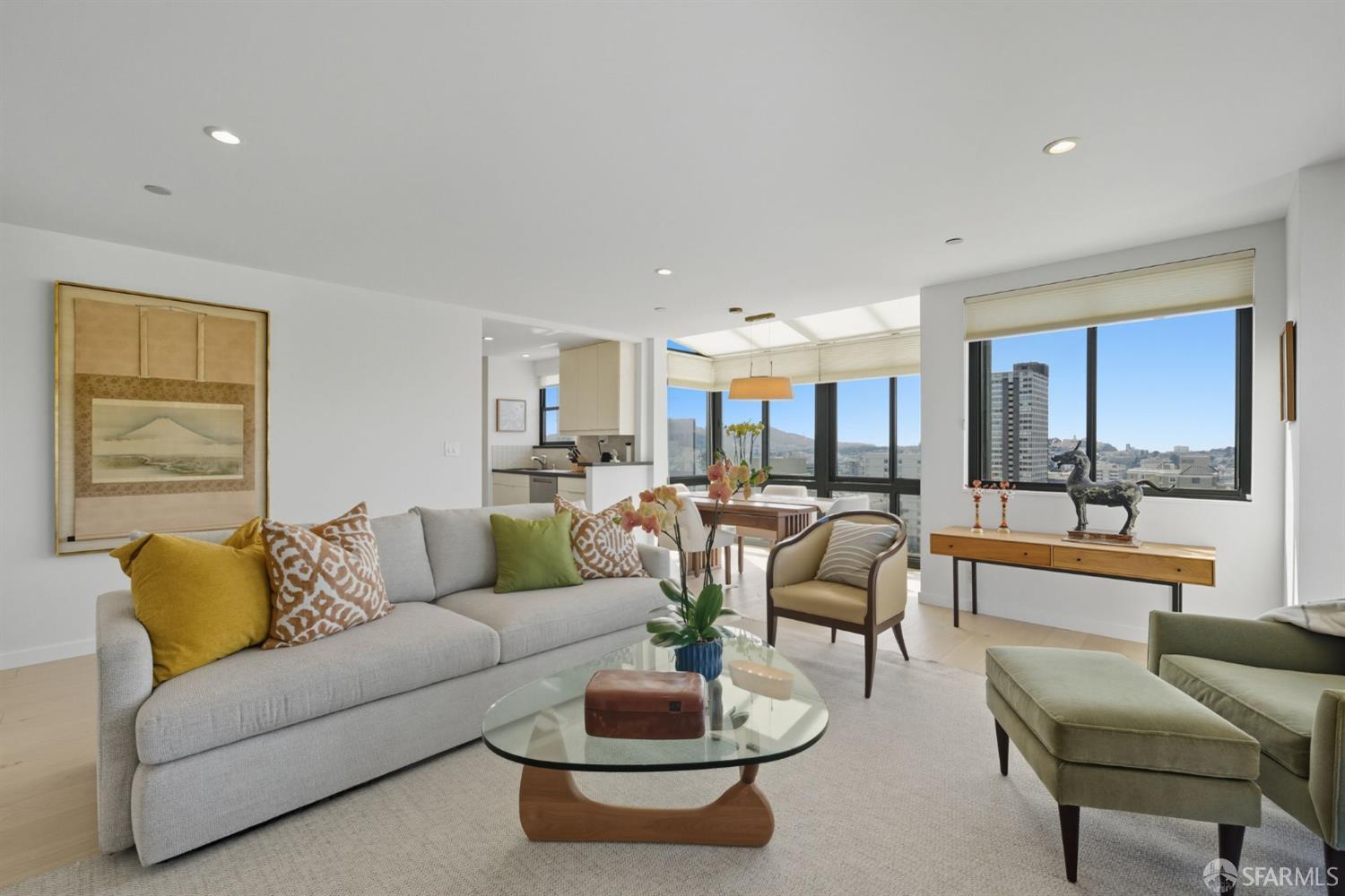 Photo #5: 425075383 Listing 