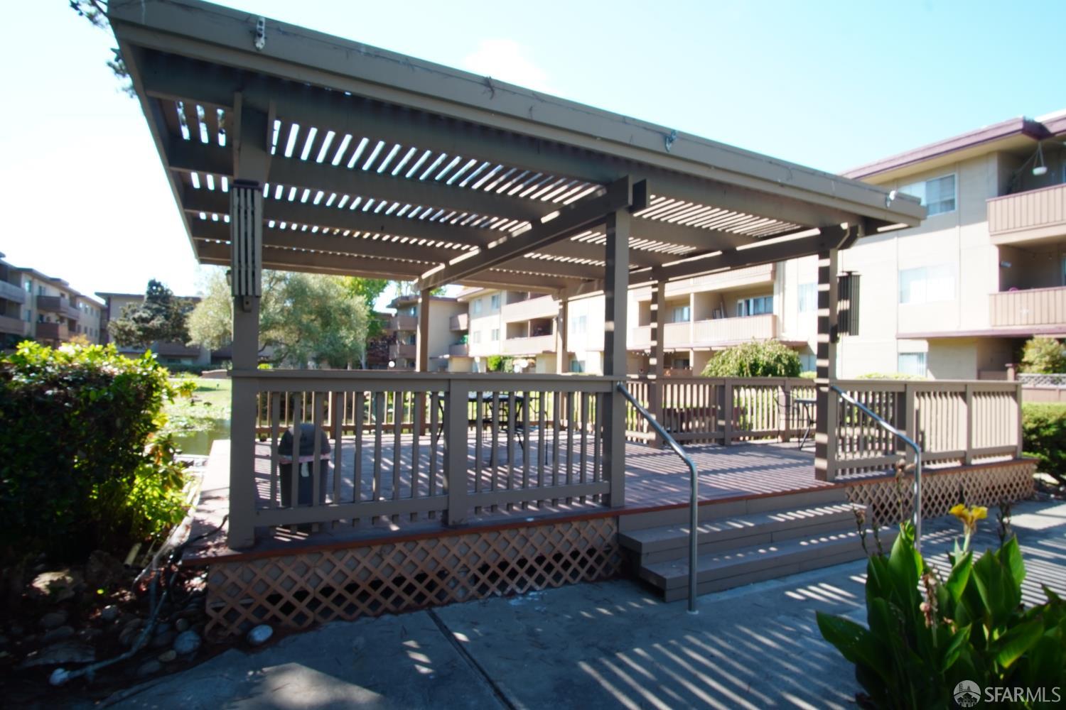 Detail Gallery Image 23 of 24 For 1305 Webster St #C309,  Alameda,  CA 94501 - 1 Beds | 1 Baths