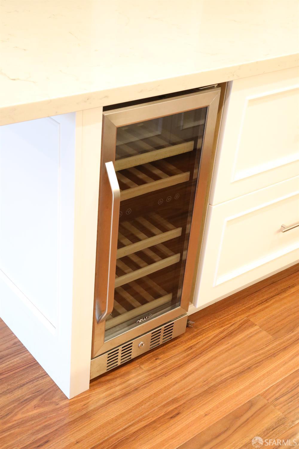 Detail Gallery Image 19 of 21 For 1117 Bismarck Ln, Alameda,  CA 94502 - 2 Beds | 1/1 Baths