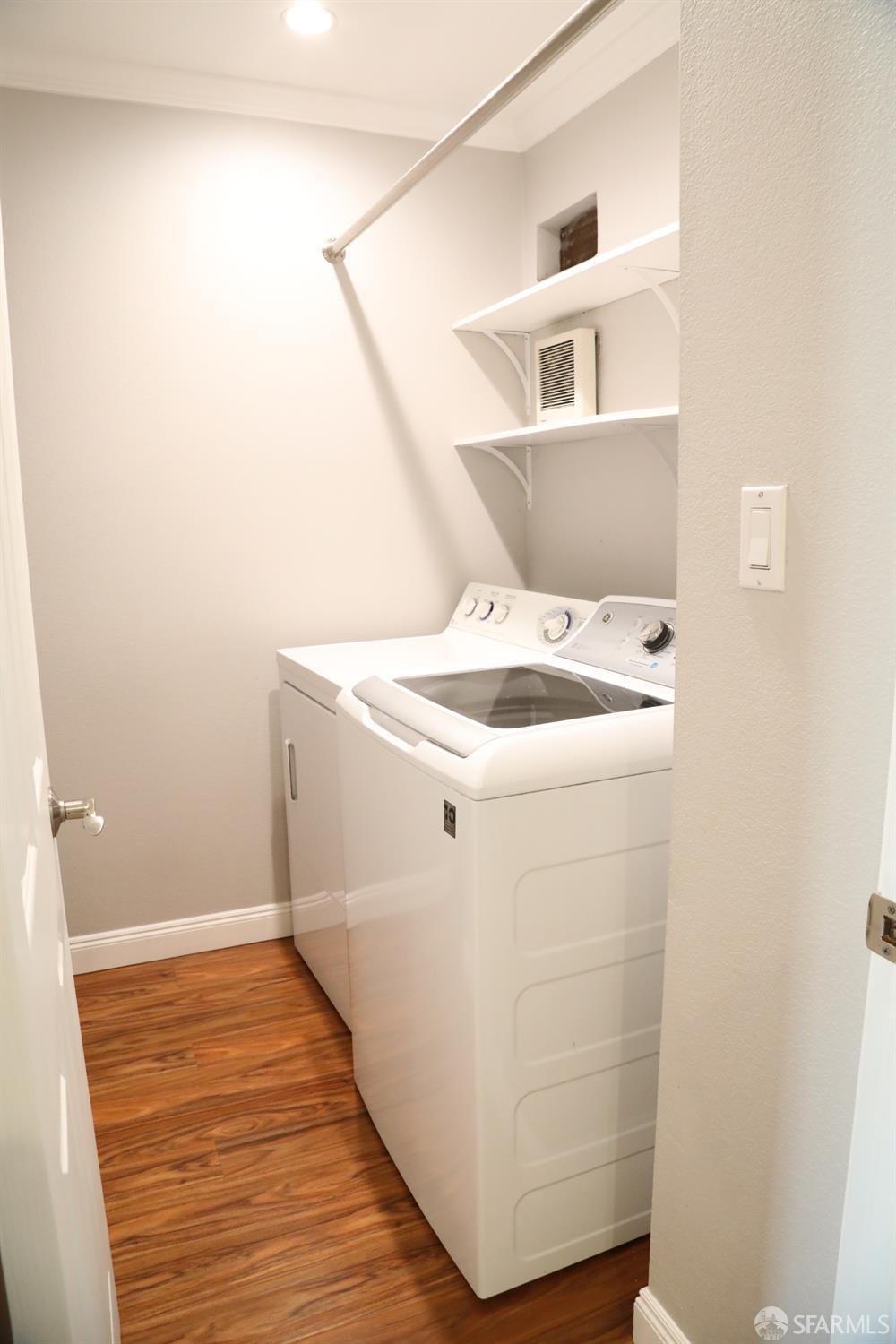 Detail Gallery Image 6 of 21 For 1117 Bismarck Ln, Alameda,  CA 94502 - 2 Beds | 1/1 Baths