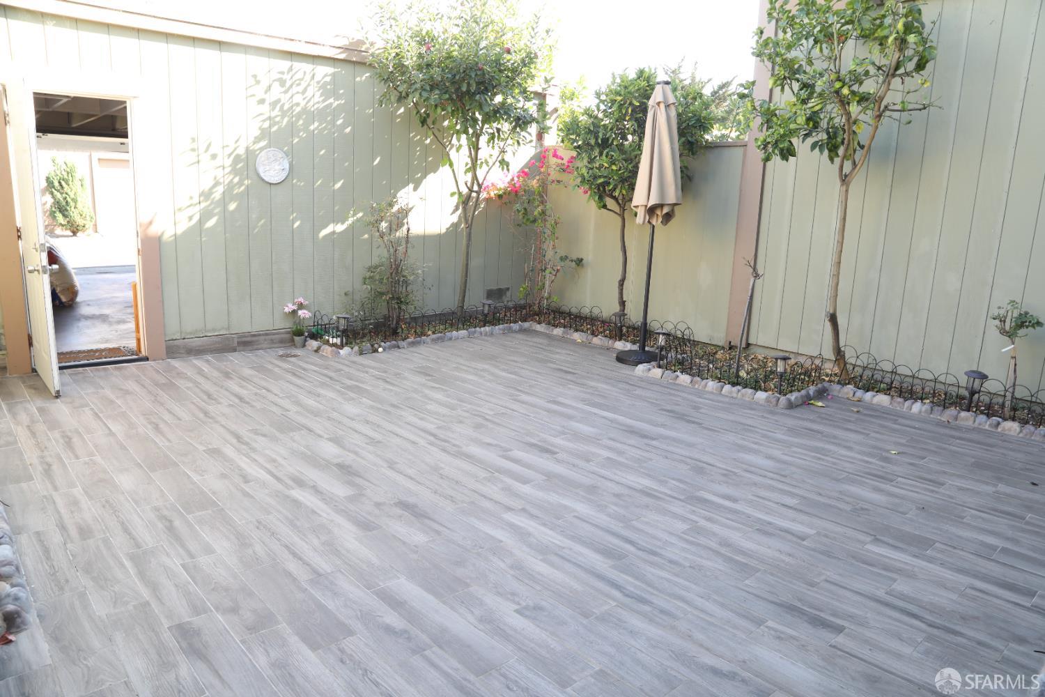 Detail Gallery Image 16 of 21 For 1117 Bismarck Ln, Alameda,  CA 94502 - 2 Beds | 1/1 Baths