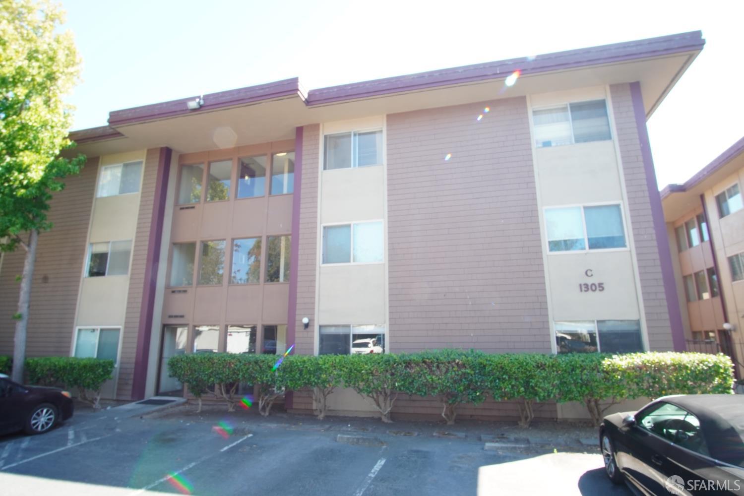 Detail Gallery Image 22 of 24 For 1305 Webster St #C309,  Alameda,  CA 94501 - 1 Beds | 1 Baths