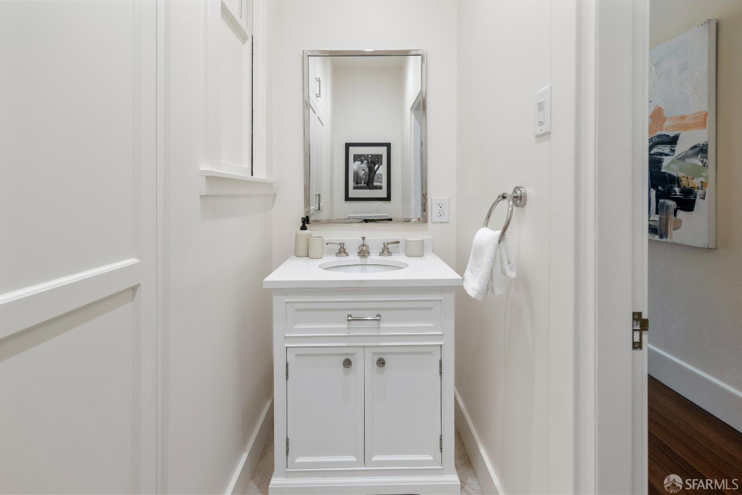 Photo #17: 425057544 Listing: Photo #17