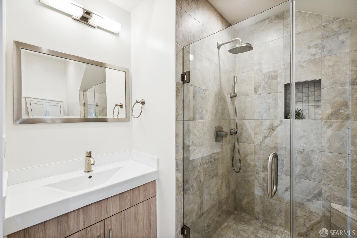 Detail Gallery Image 27 of 34 For 316 Humboldt Rd, Brisbane,  CA 94005 - 5 Beds | 4 Baths