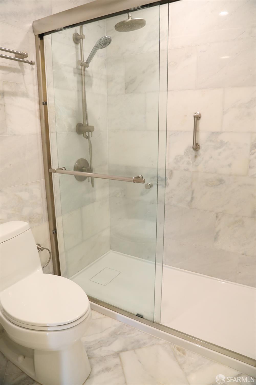 Detail Gallery Image 14 of 21 For 1117 Bismarck Ln, Alameda,  CA 94502 - 2 Beds | 1/1 Baths