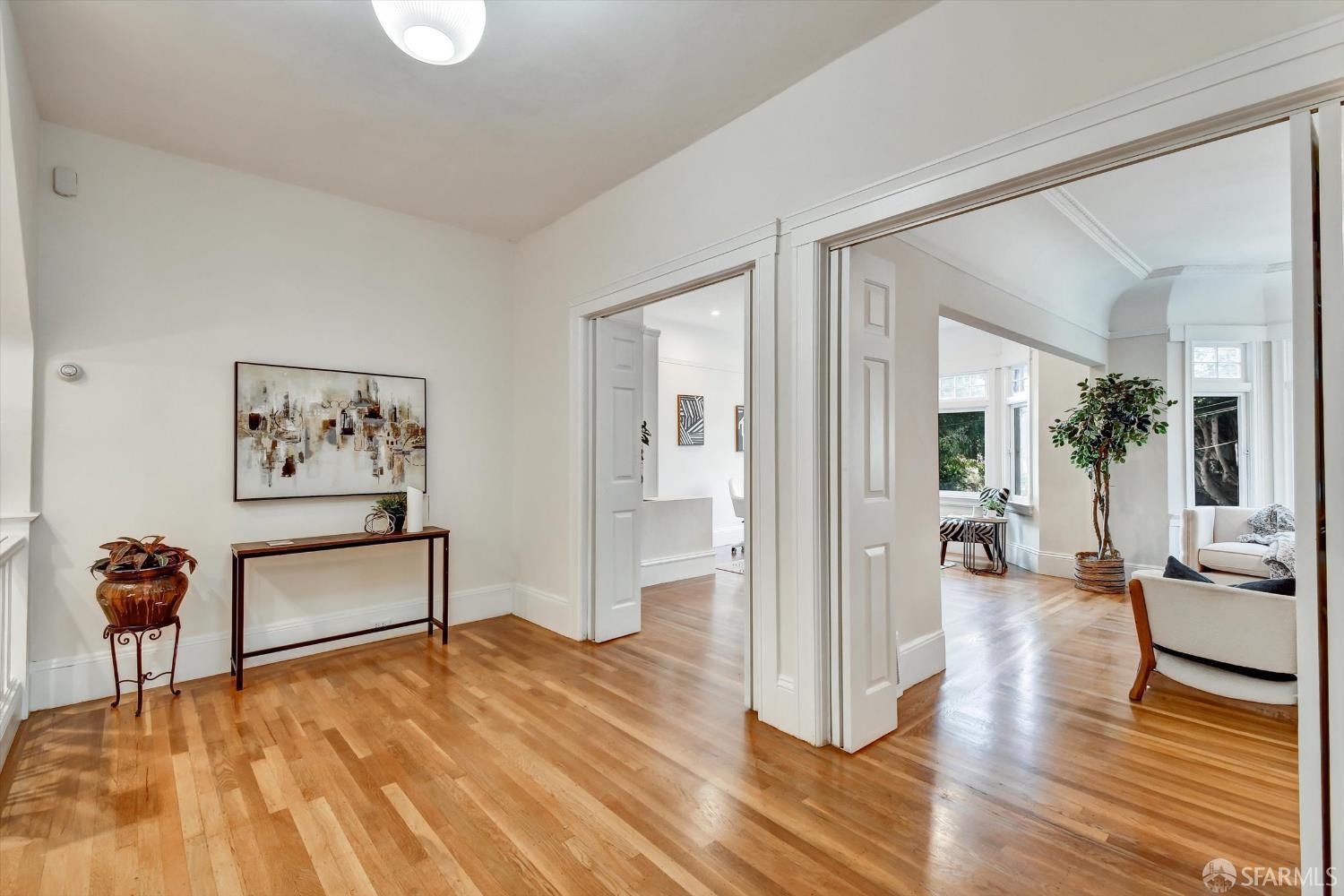 Detail Gallery Image 6 of 48 For 2661 Greenwich St, San Francisco,  CA 94123 - – Beds | – Baths